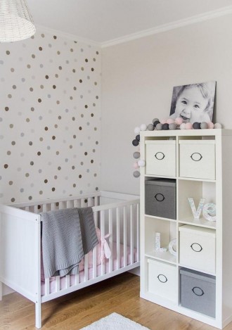 Светлая детская комната с мебелью ИКЕА