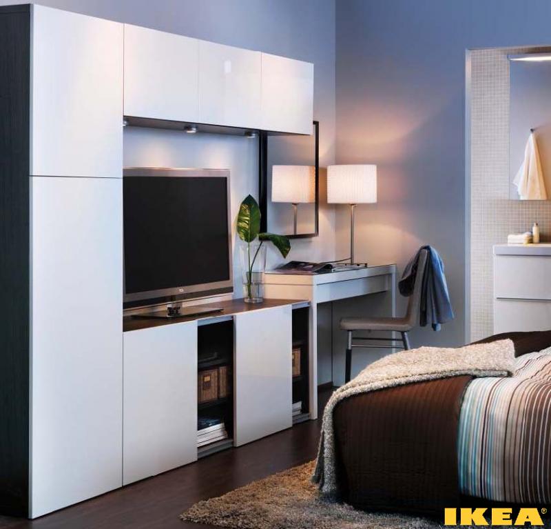 Интерьер спальни с комбинацией для хранения