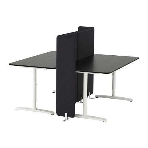 БЕКАНТ Стол с экраном - ясеневый шпон/черная морилка/белый