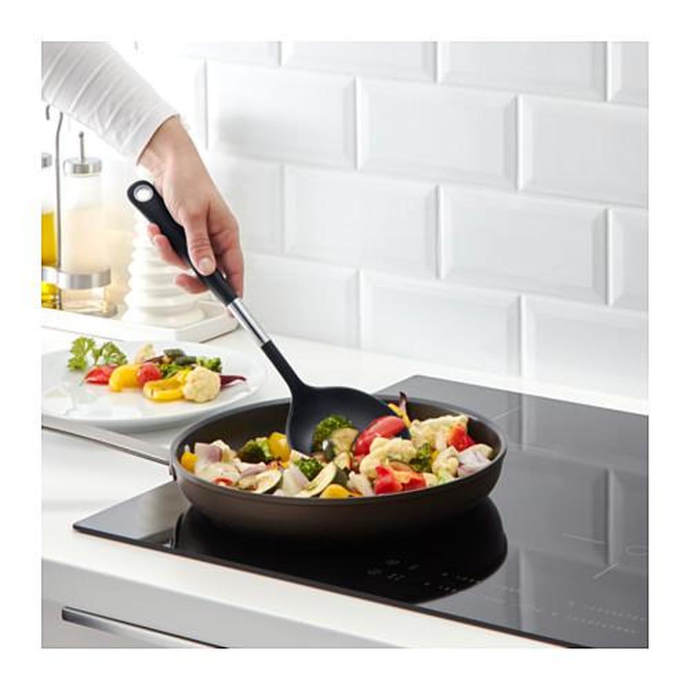 IKEA 365+ HJÄLTE Spatule pour wok, acier inoxydable, noir - IKEA