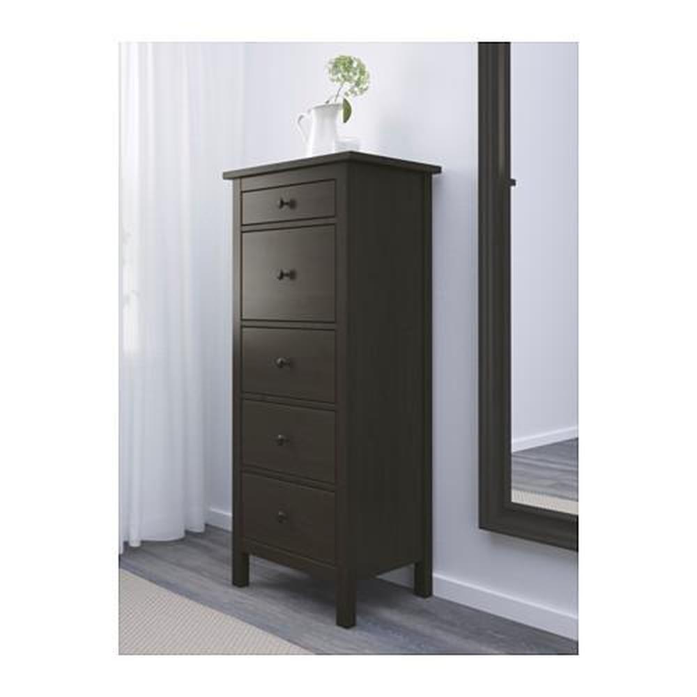 Stearinlys Udled gidsel HEMNES kommode med 5 skuffer sortbrun 58x40x131 cm (902.471.82) -  anmeldelser, pris, hvor man kan købe