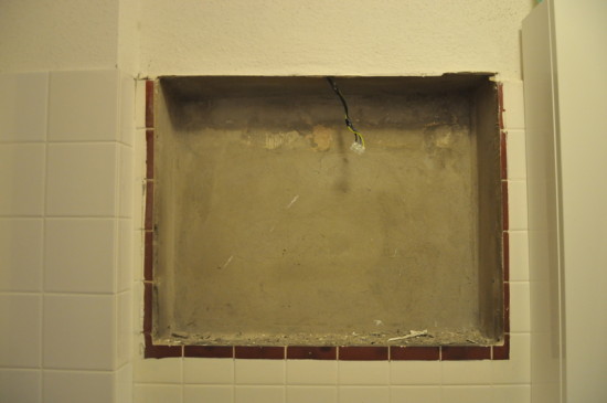 Ниша в стене