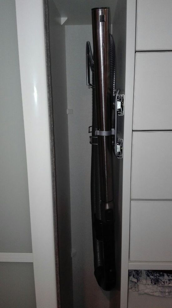 Место для хранения гладильной доски