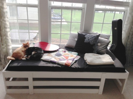 Лежак своими руками