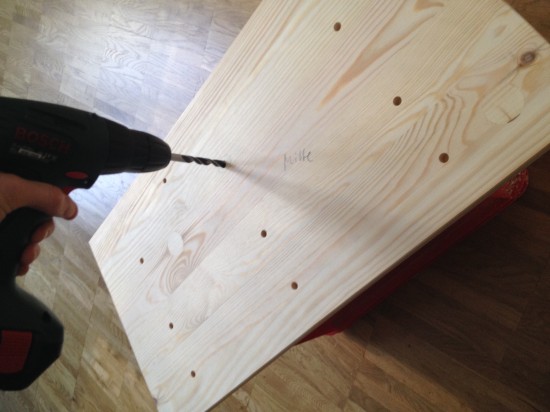 Делаем отверстия